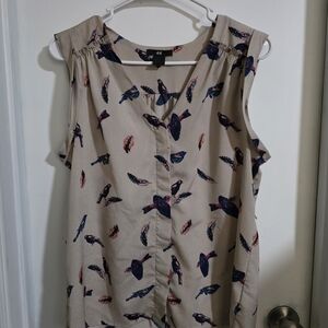 H&M Beige Feather Print Blouse